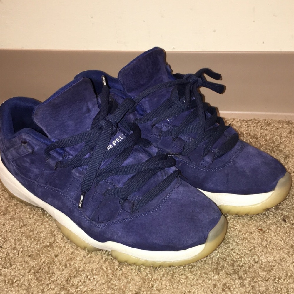 Jordan 11’s Derek Jeter size 10